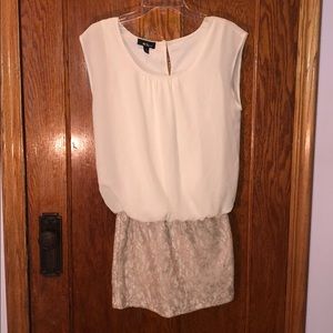 BCX White/tan dress